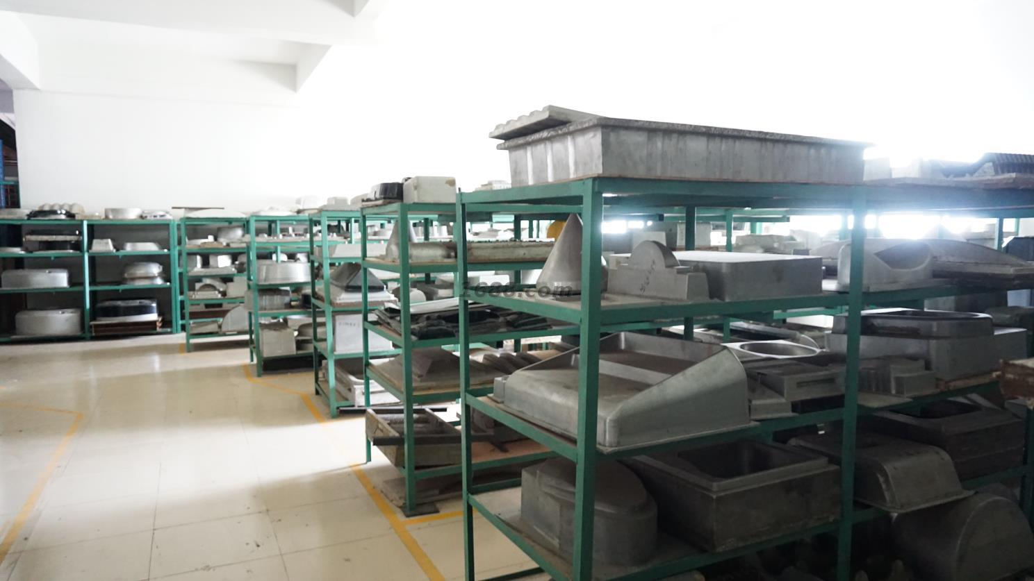 ��Ƭ����ģ�߂}��